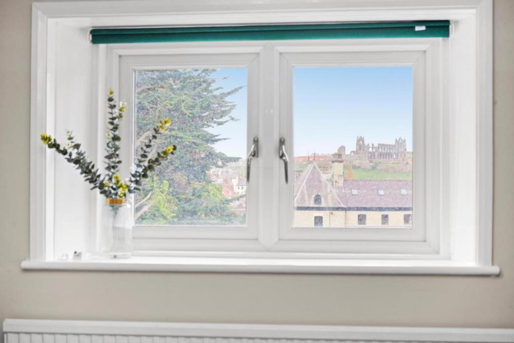 Deluxe 5 Bed In Central Whitby - Parking - Hot Tub Eksteriør billede