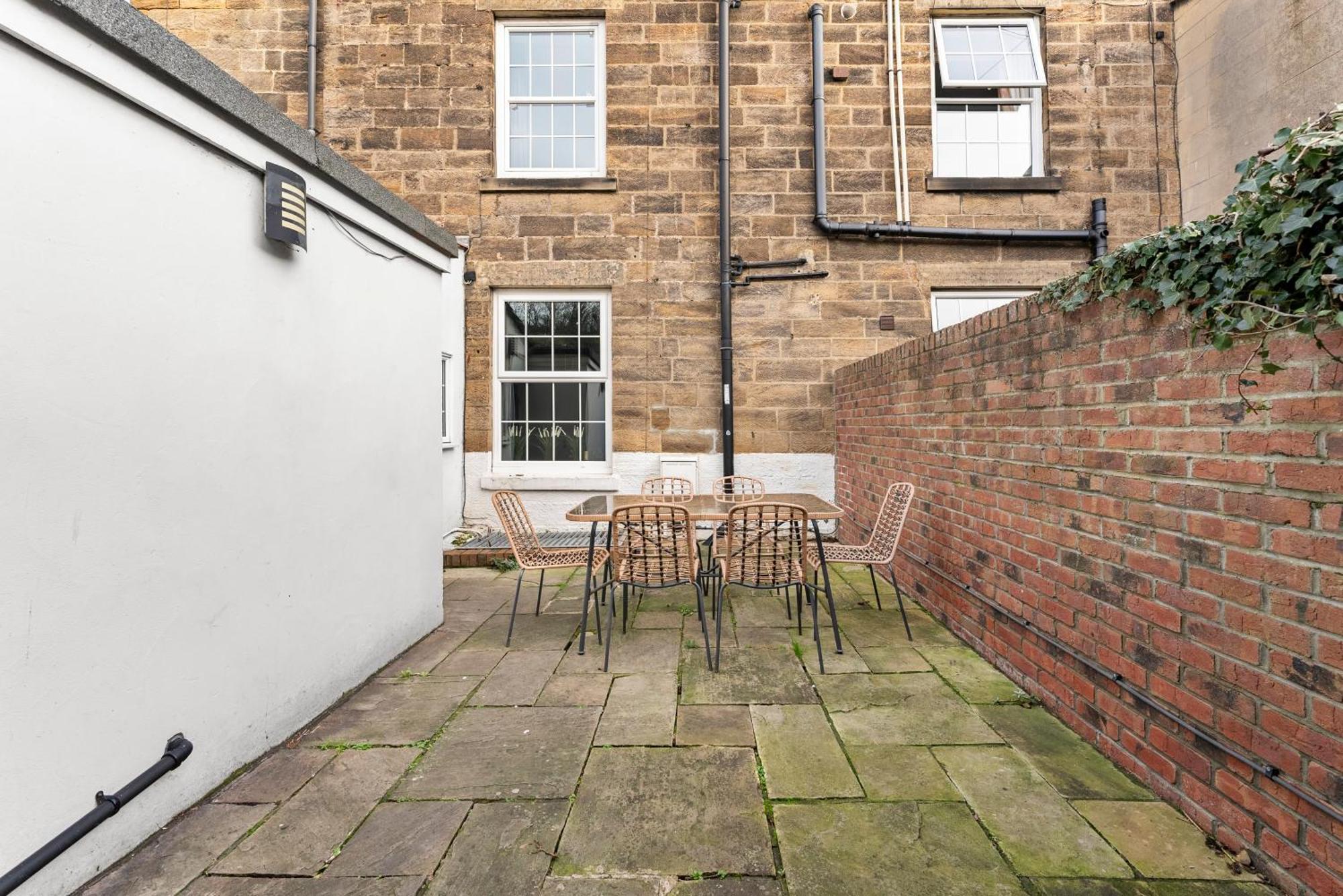 Deluxe 5 Bed In Central Whitby - Parking - Hot Tub Eksteriør billede